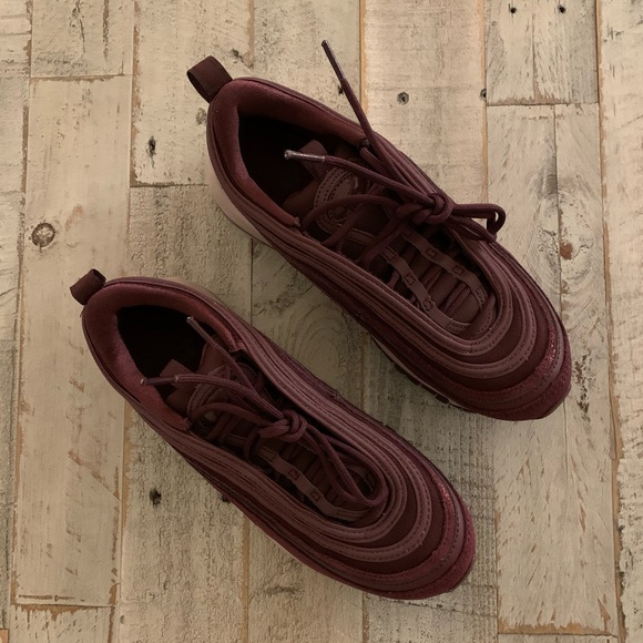 💥NIKE💥AIR MAX💥 ‘97 SE ‘BURGUNDY CRUSH’ WMN - Picture 3 of 8